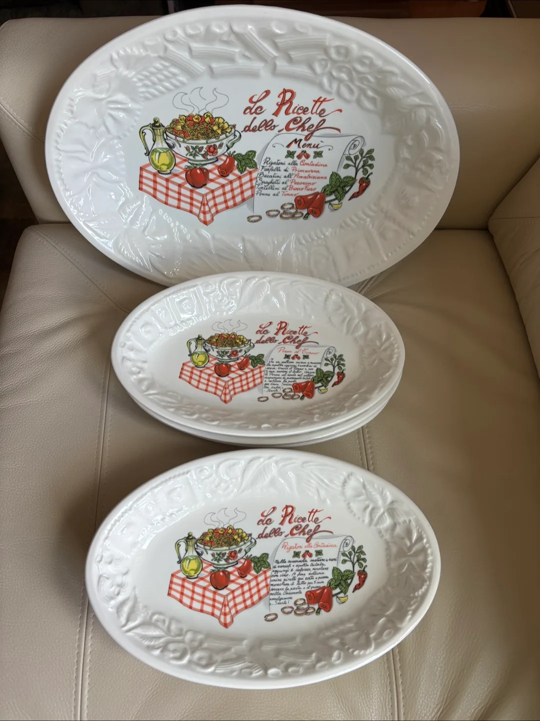 Platter and 6 dishes themed Ricette dello Chef Serving Dishes image indicator(2)