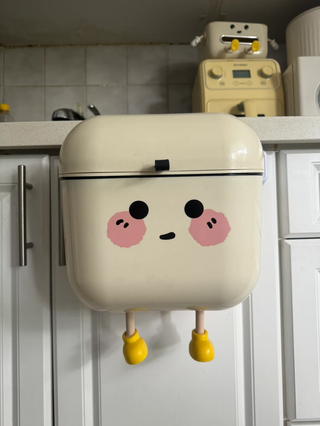 Cute Hanging Garbage Bin - photo 2