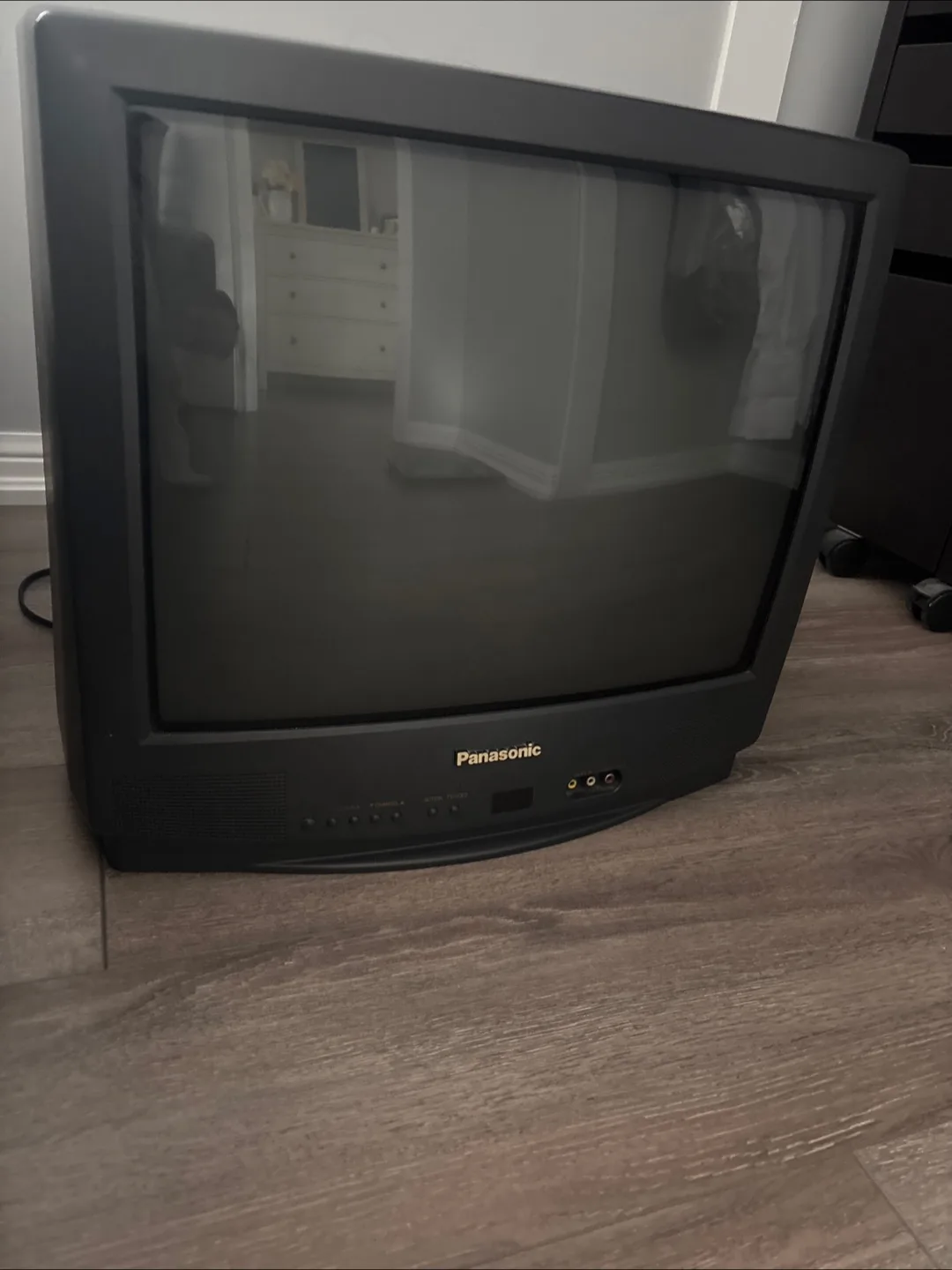 Panasonic CT-20G12DU CRT TV thumbnail