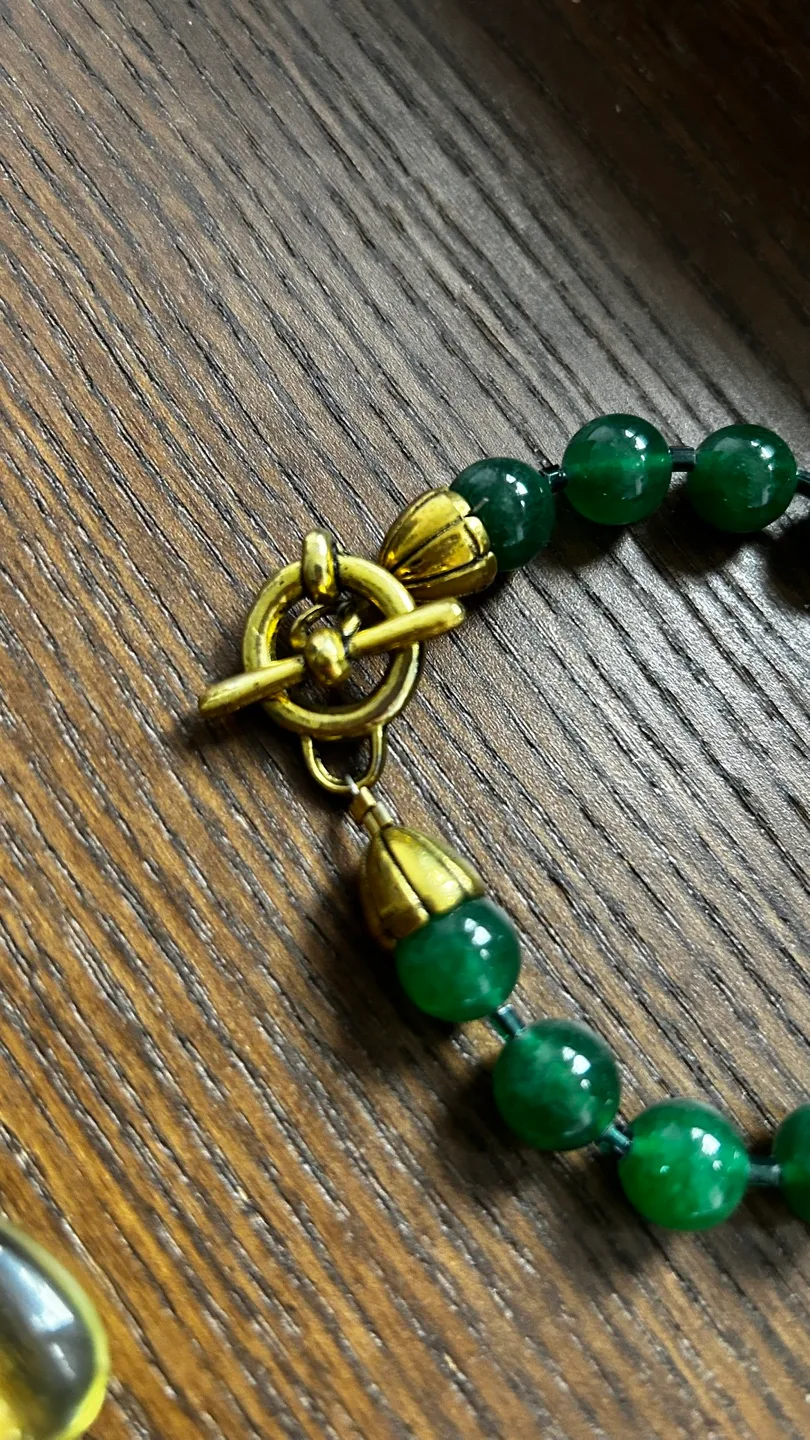 Green Beaded Necklace and Earrings Set image indicator(4)