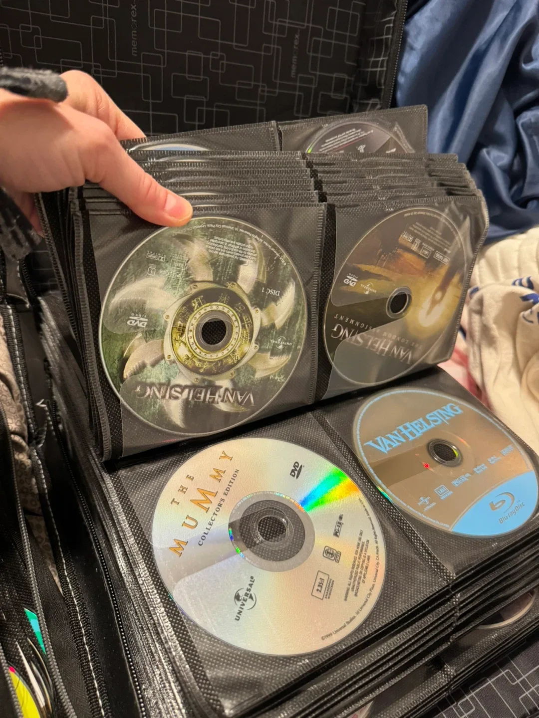 Massive DVD Collection - Disney, Pixar, Muppets image indicator(6)