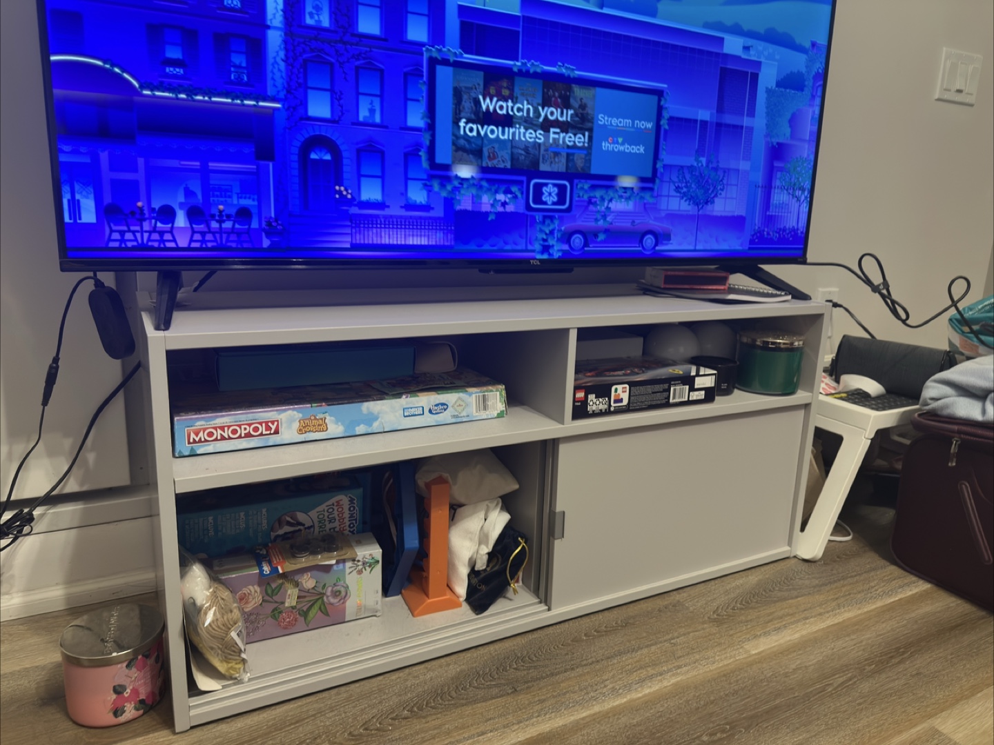 IKEA TV Stand - photo 3