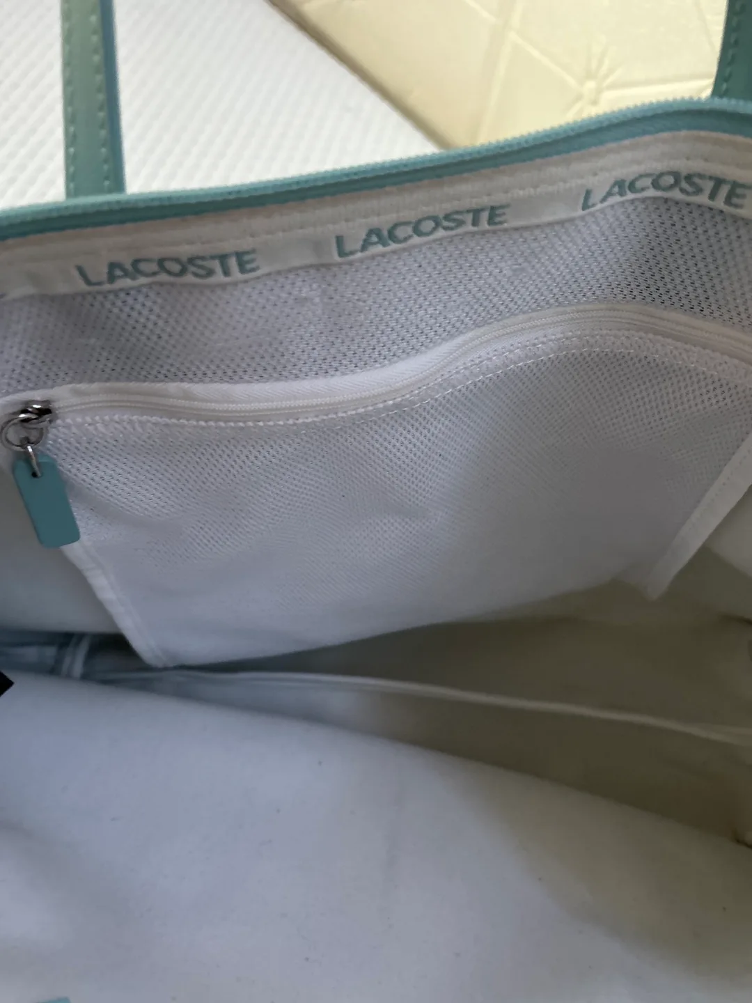 Lacoste Tote Bag - Light Green image indicator(6)
