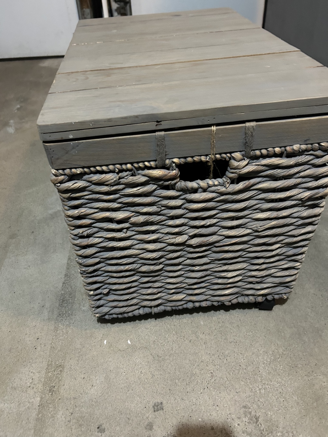 Wicker Storage Trunk with Wooden Lid