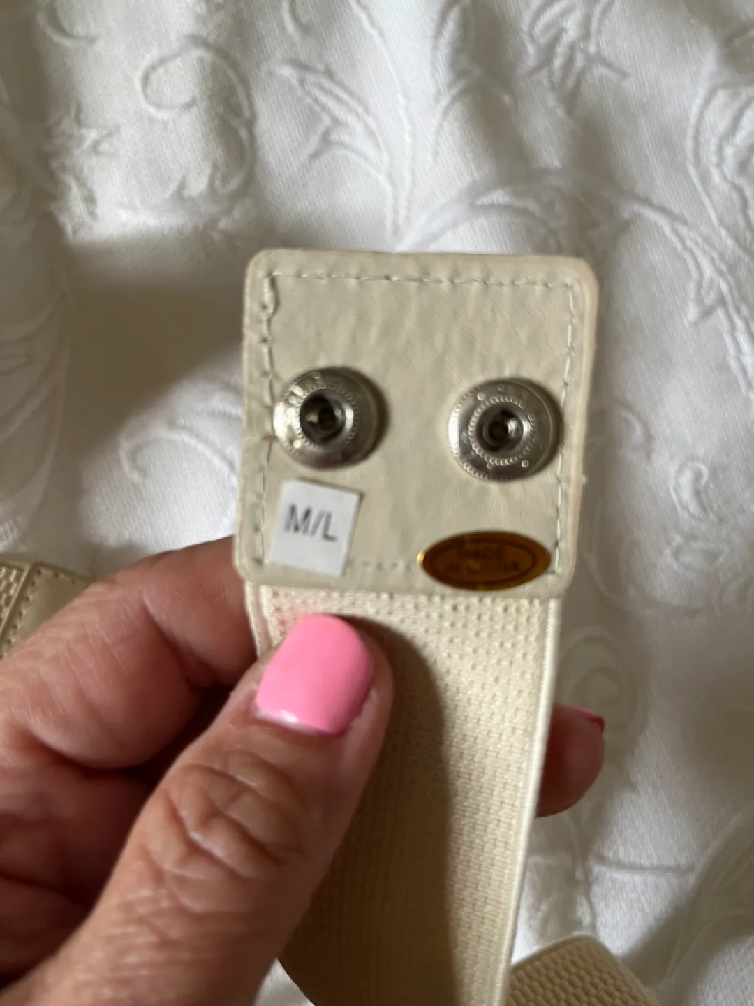 Ladies Rhinestone Braided Belt - M/L image indicator(2)