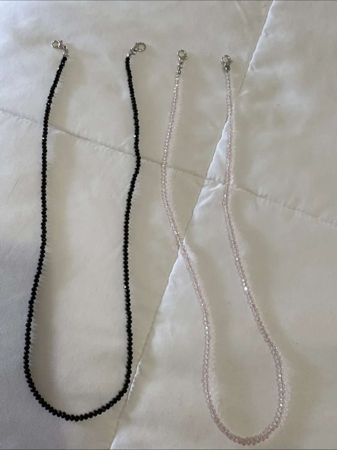 Beaded Necklaces for Glasses - Black & Pink thumbnail