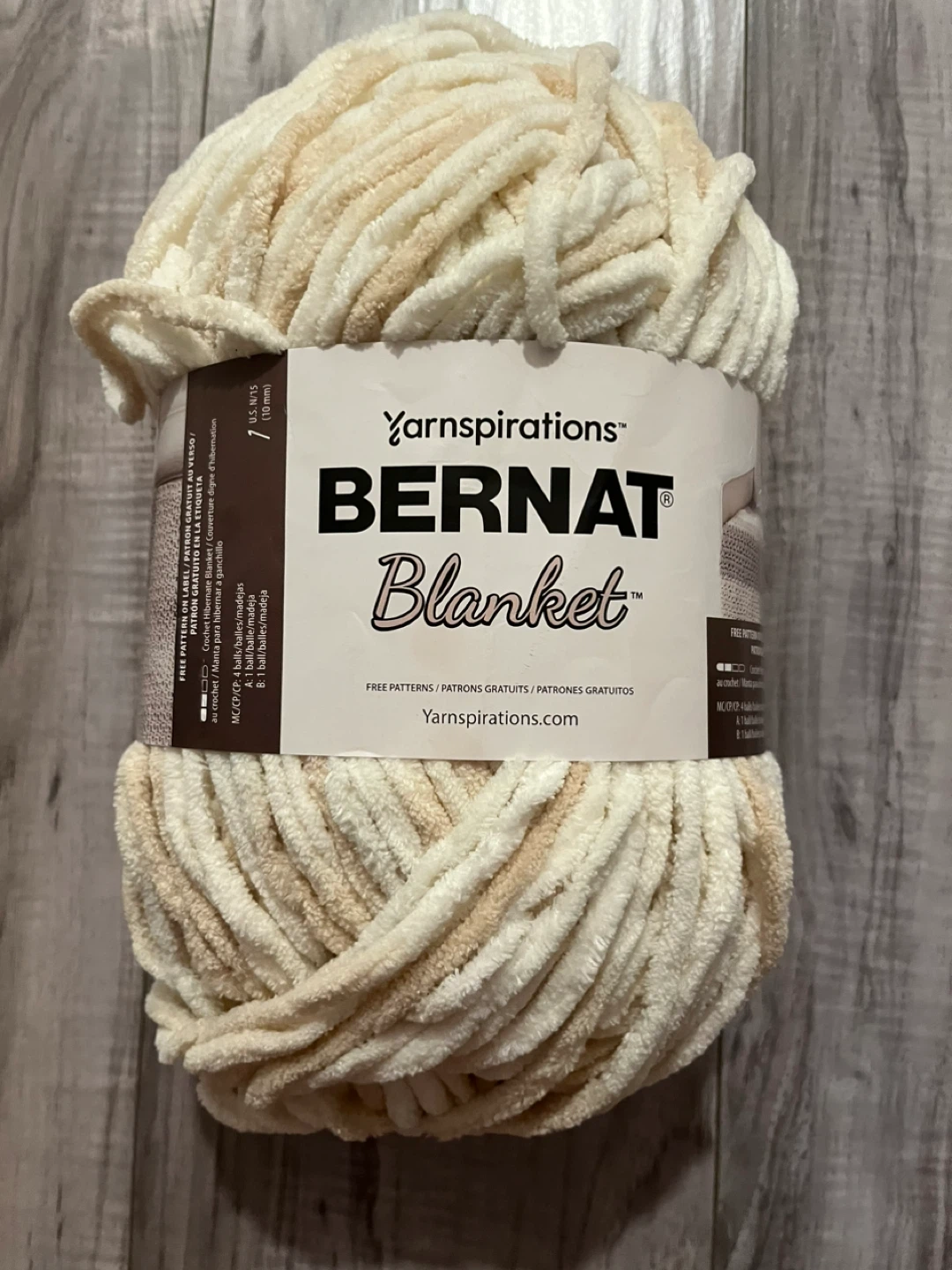 Bernat Blanket Yarn - Cream