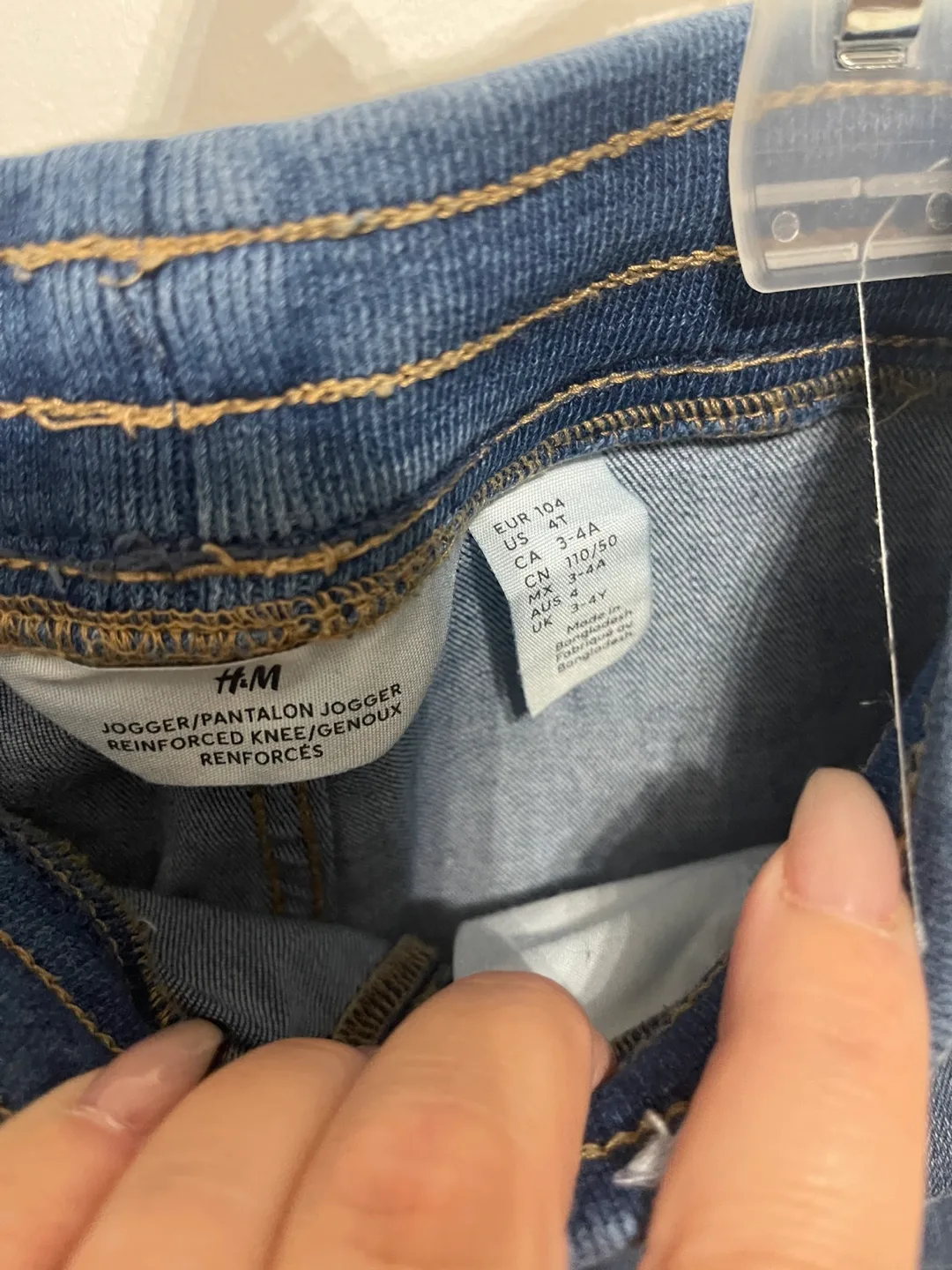 Size 3/4 Jeans -H&M -Worn once so cute image indicator(4)