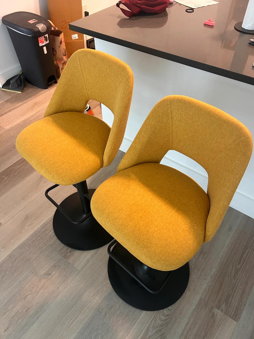 Set of 2 Swivel Bar Stools - Yellow