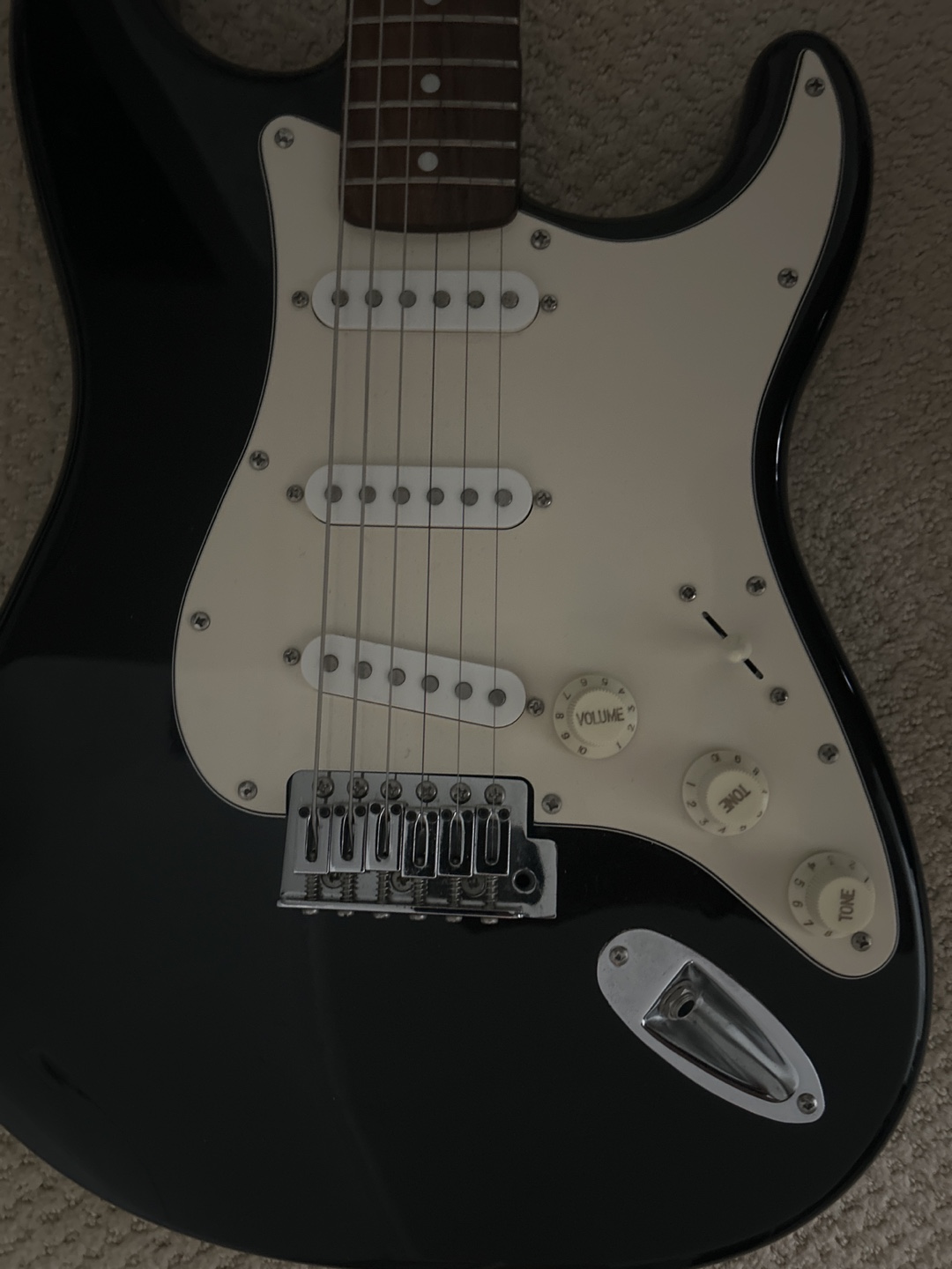 Squier by Fender Strat Electric Guitar and capo - photo 3
