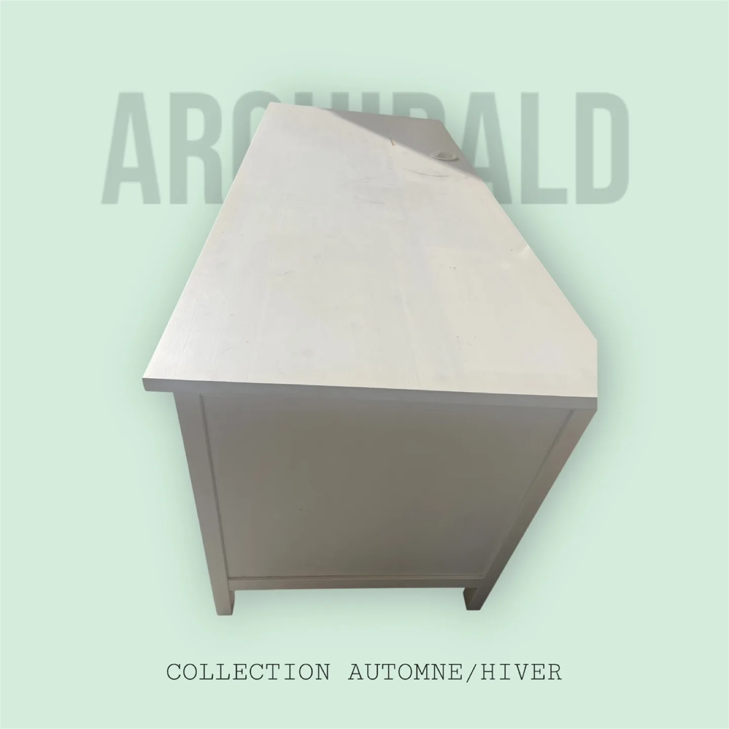 White Desk with Hutch - Great for Study! image indicator(4)