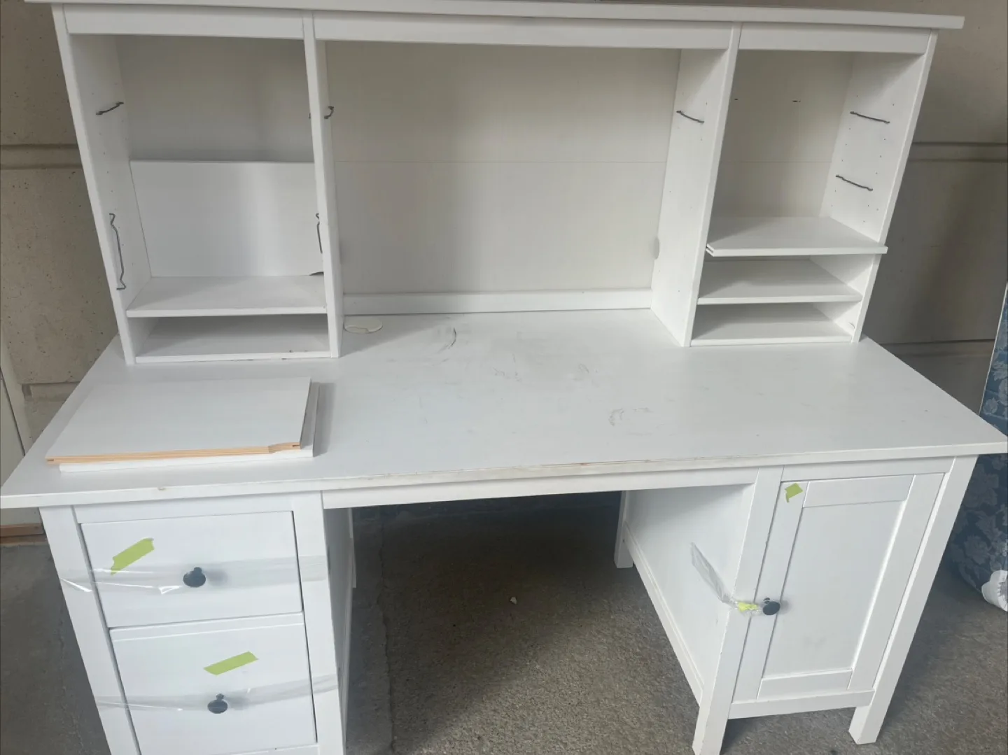 White Desk with Hutch - Great for Study! image indicator(8)
