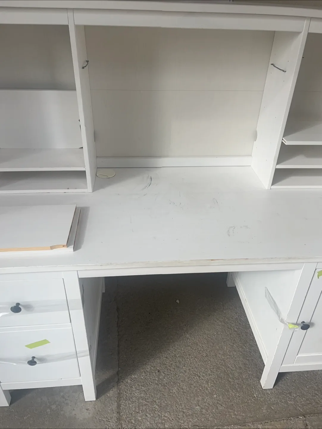 White Desk with Hutch - Great for Study! image indicator(6)