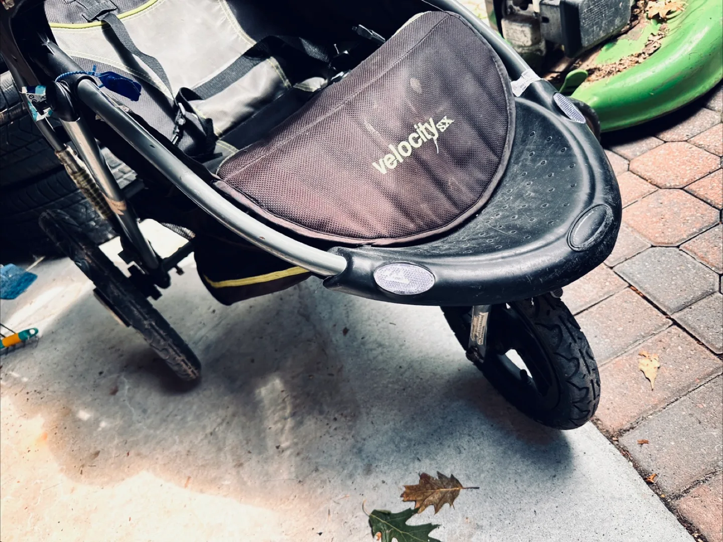 Baby Trend Velocity SX Jogging Stroller image indicator(5)