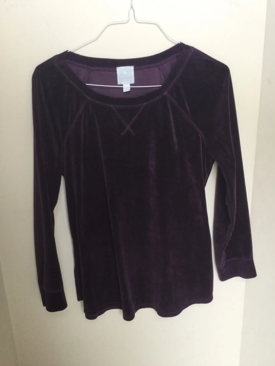 Ladies Purple Velvet Pullover - Size L thumbnail