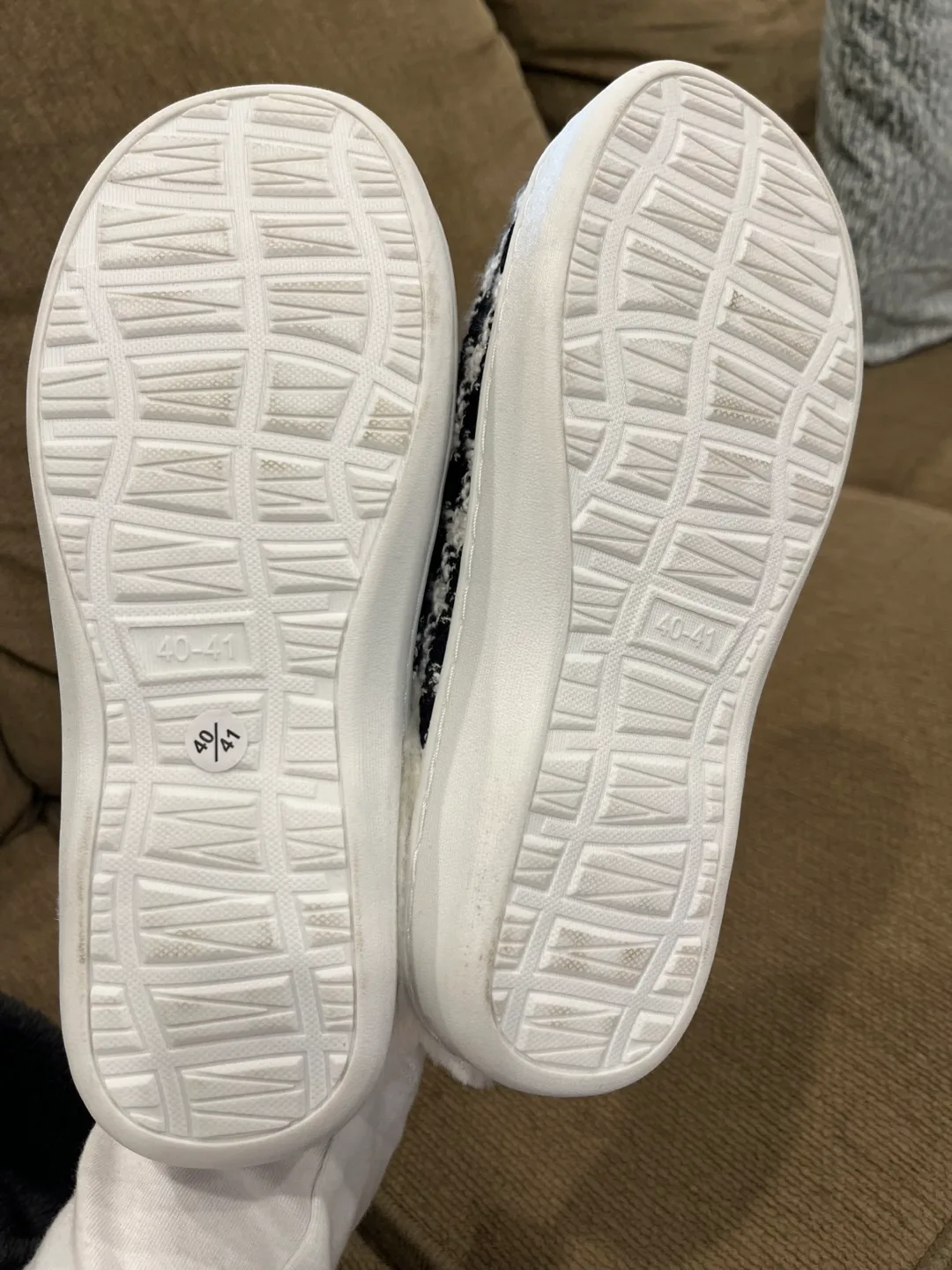 New Houndstooth Patterned Slippers image indicator(4)