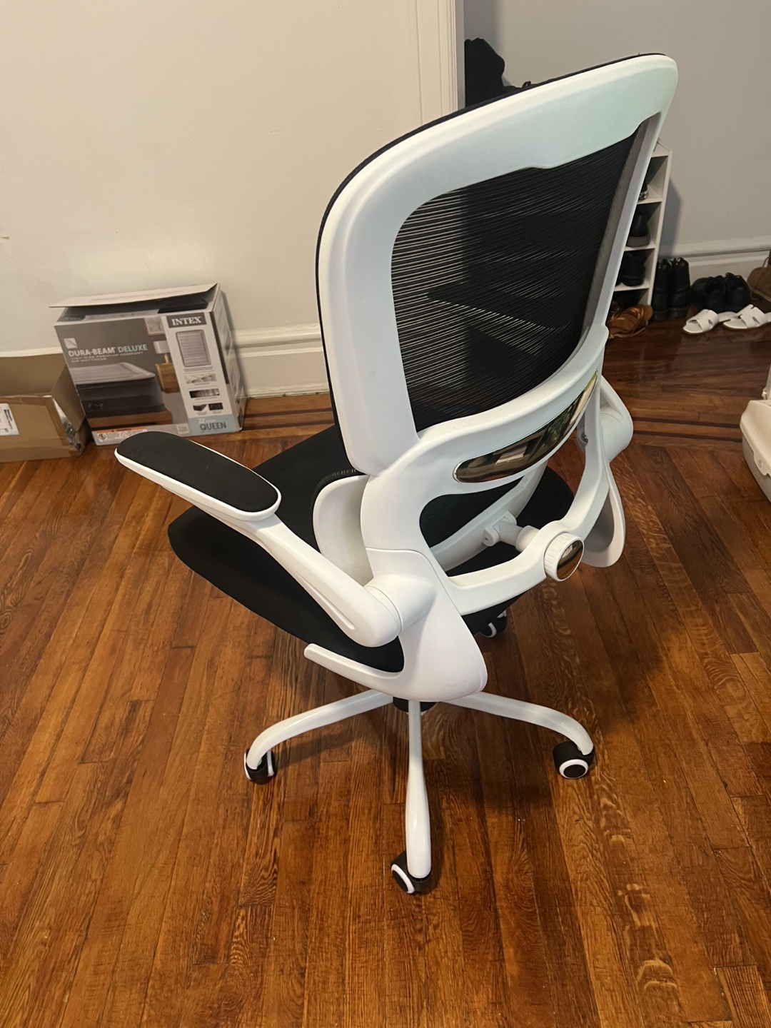 Ergonomic Office Chair with Back Support - photo 3