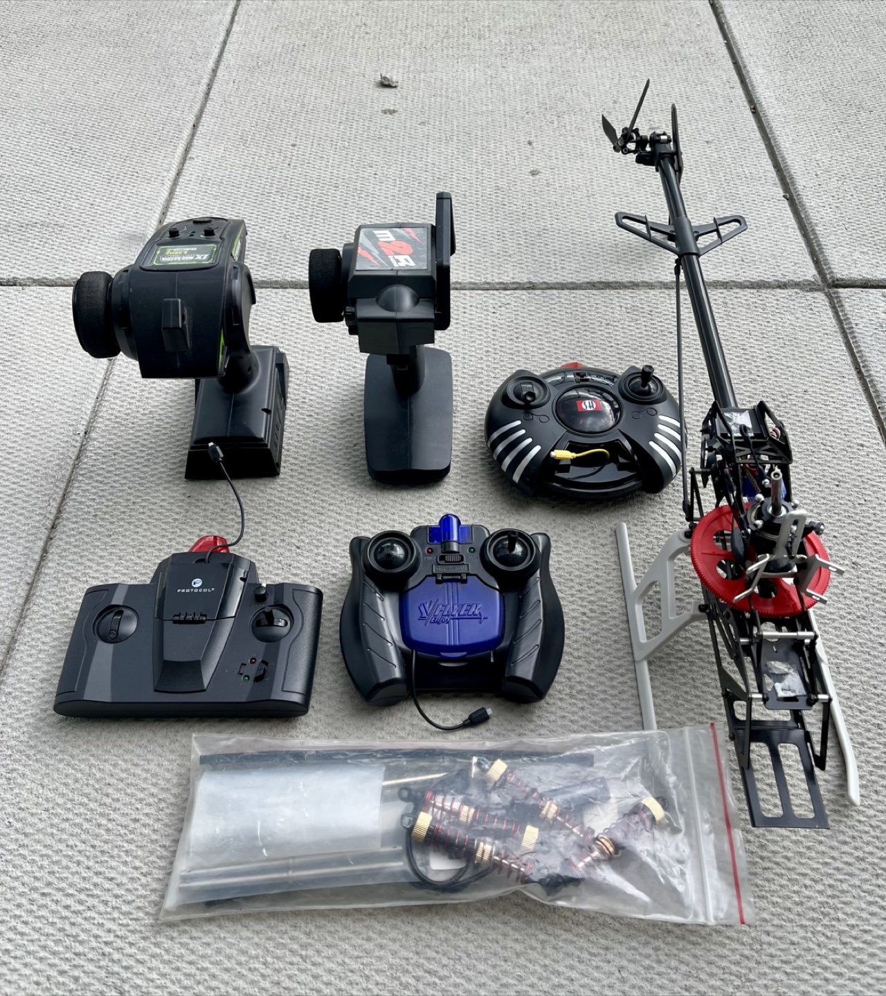 RC Controllers & Parts