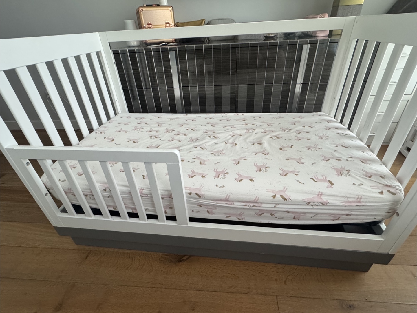 Baby crib and mattress - photo 3
