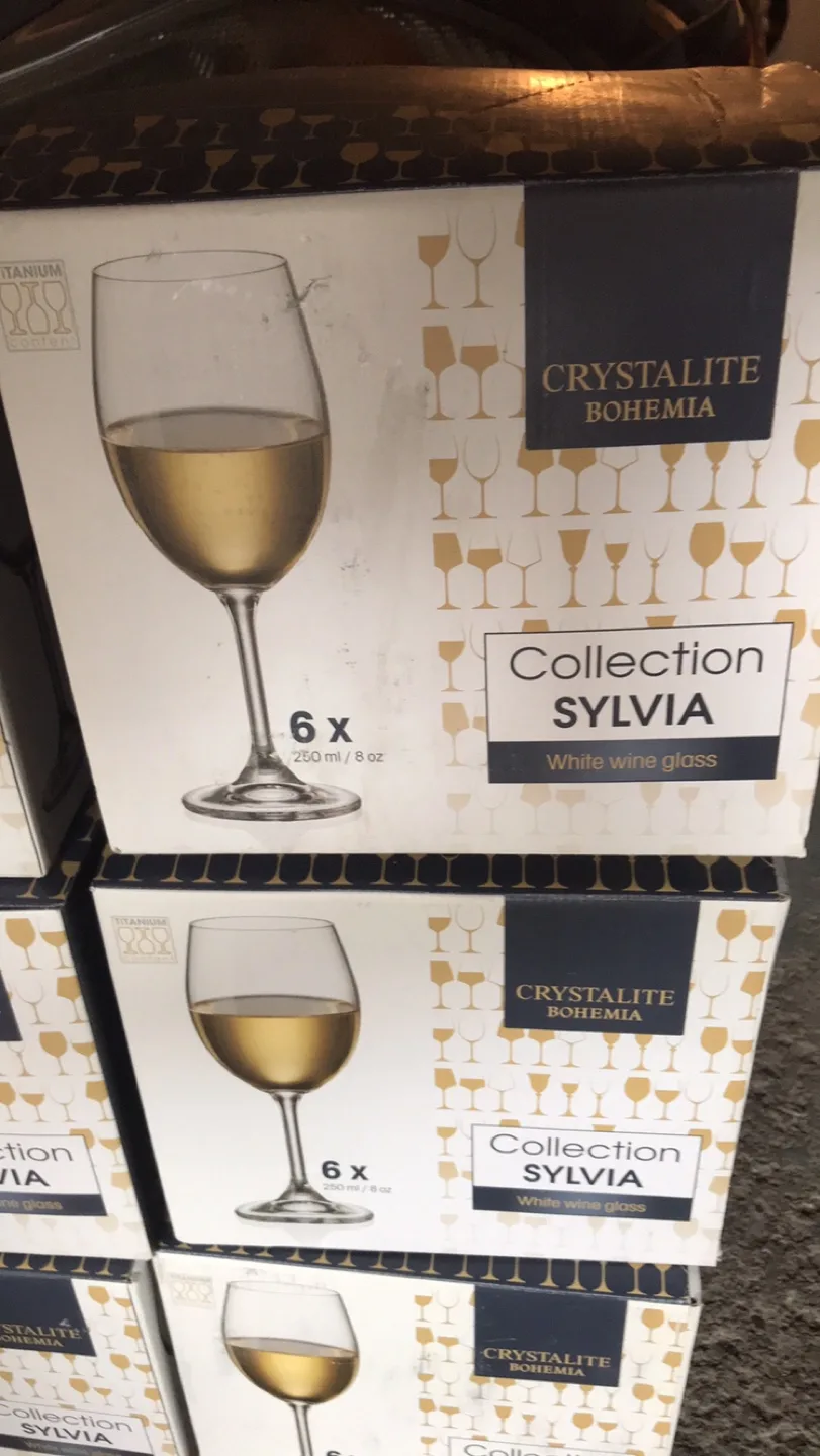 Pink Wine Glasses - Sets of 6 image indicator(2)