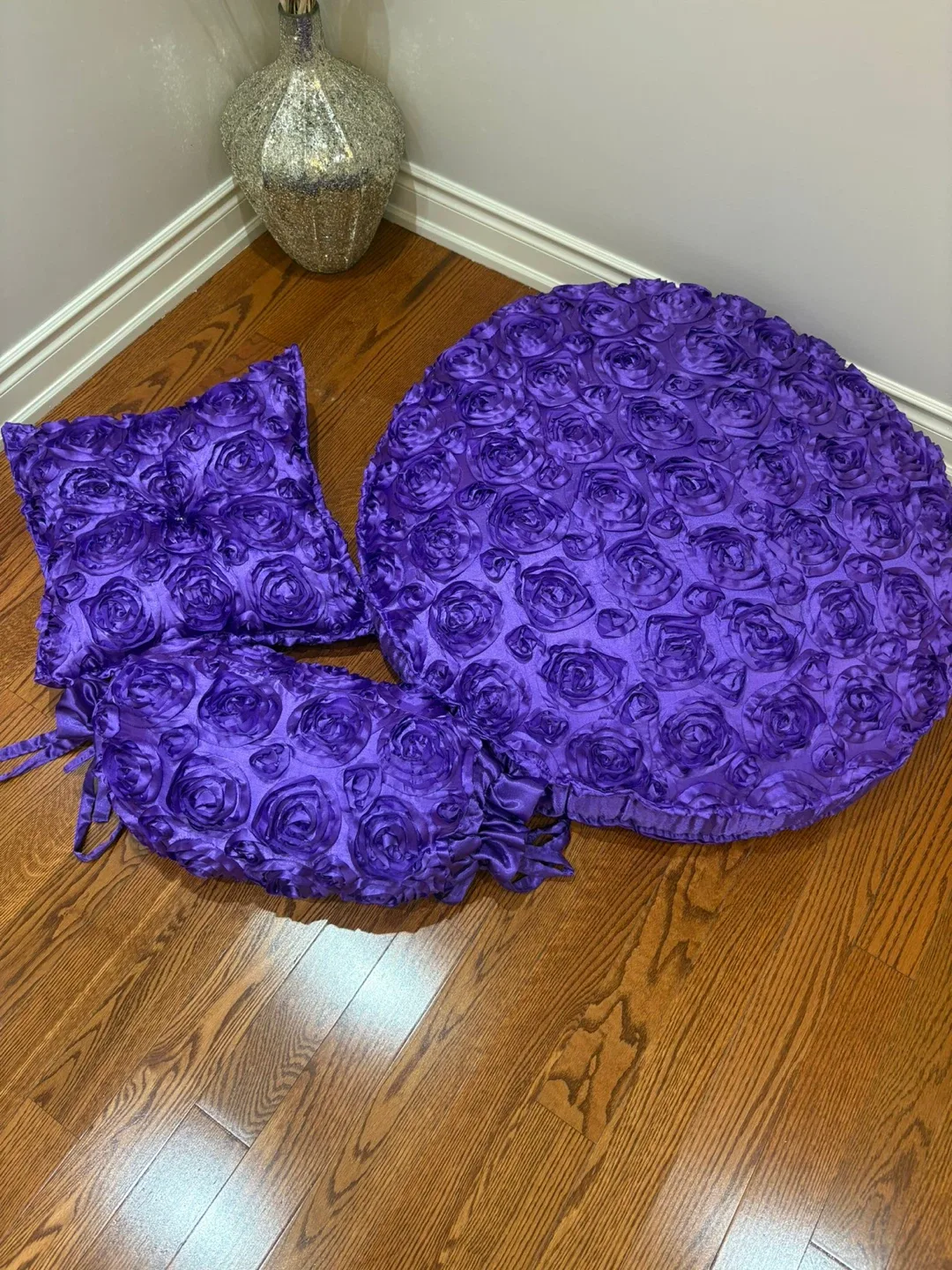 Purple Rose Decorative Pillow Set image indicator(2)