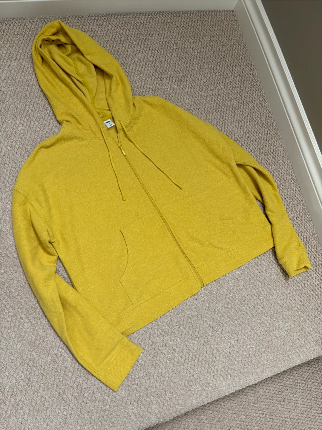 Old Navy Yellow Zip-Up Hoodie - Size MEDIUM (BRAND NEW) thumbnail