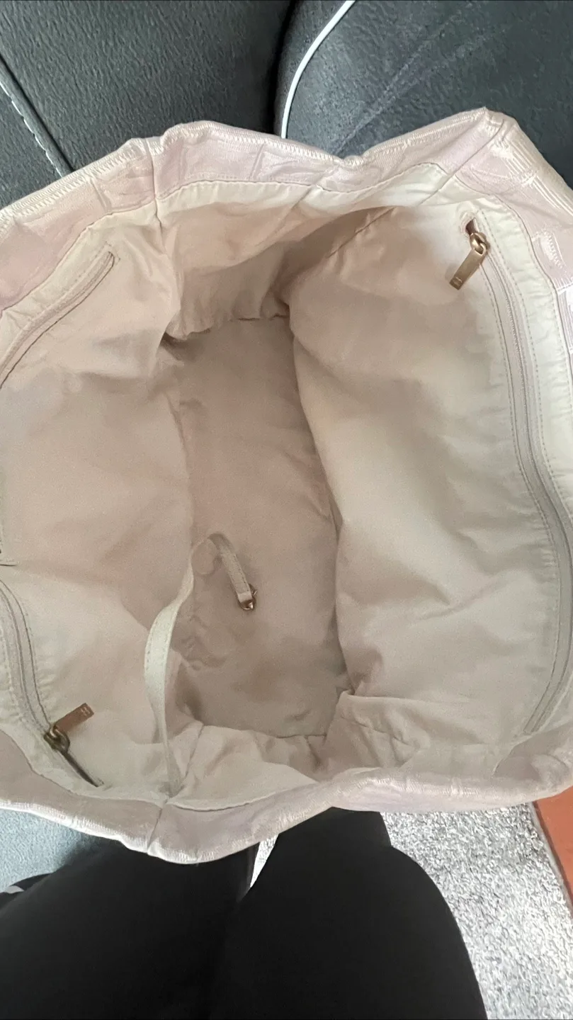 Chanel Travel Line Tote Bag image indicator(4)