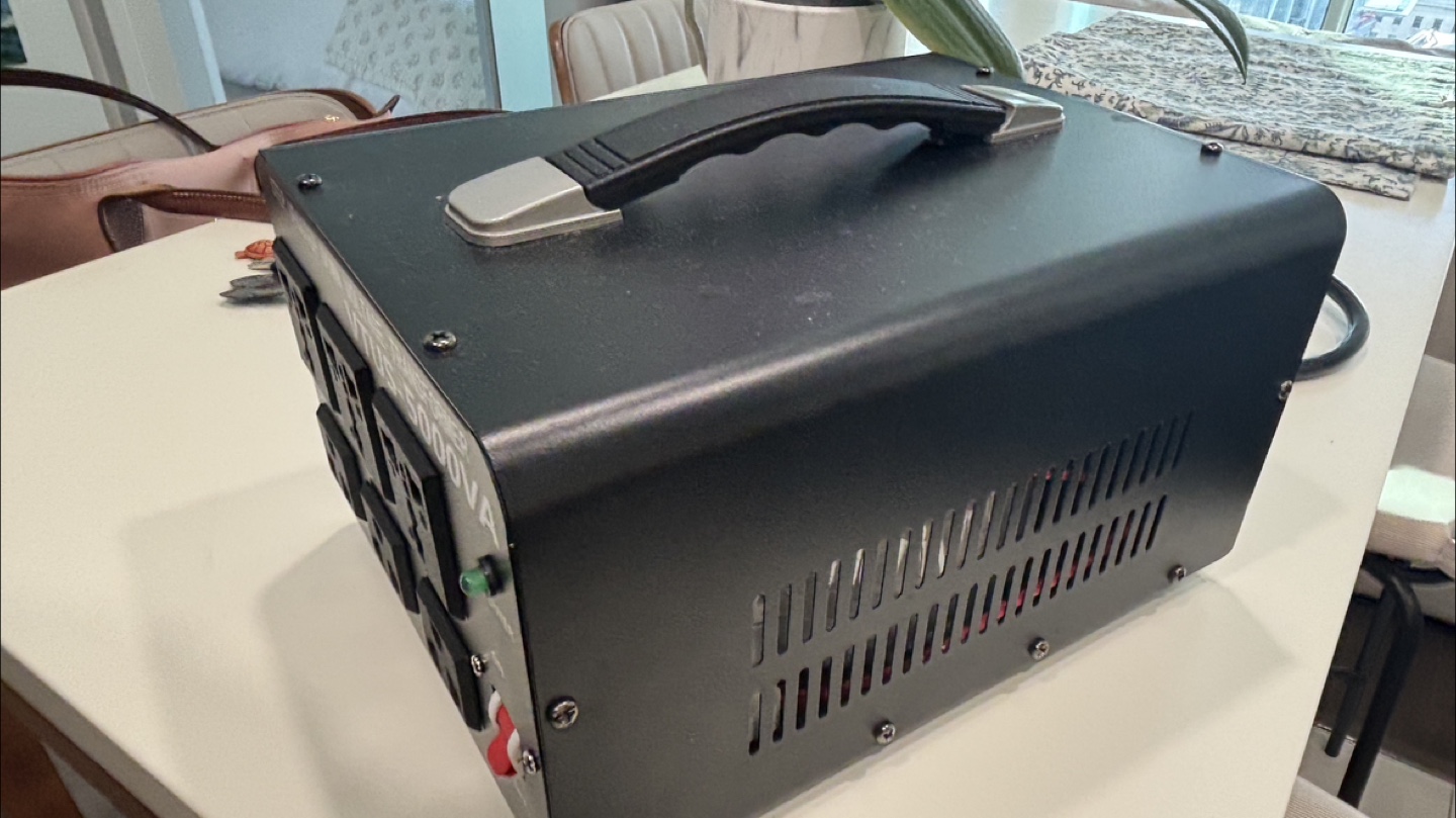 VTUS-5000VA Step Up/Down Voltage Transformer - photo 3