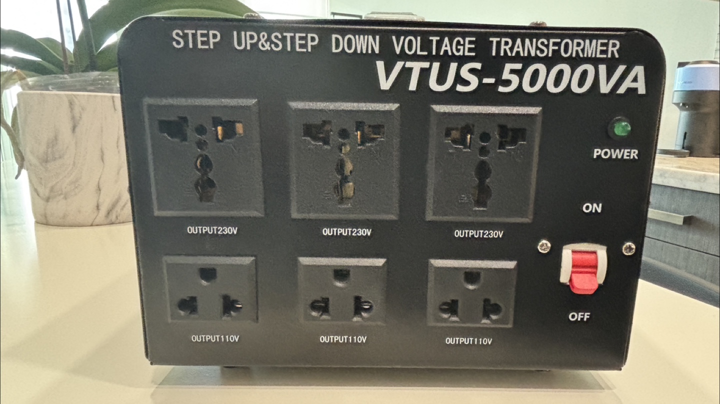 VTUS-5000VA Step Up/Down Voltage Transformer - photo 2