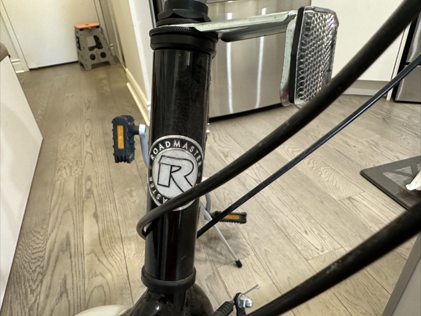 Roadmaster Folding Bike - photo 2