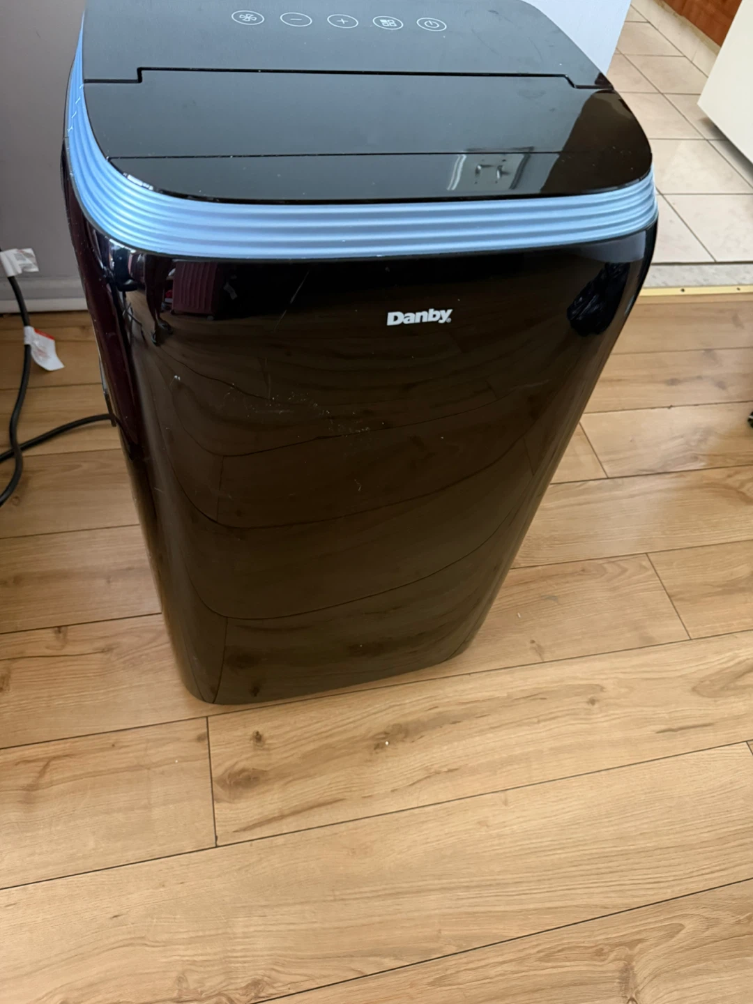 Danby Portable Air Conditioner - photo 3
