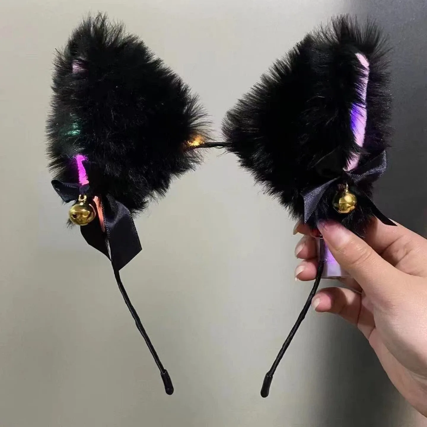 Light Up Kitty Cat Ears Headband image indicator(2)