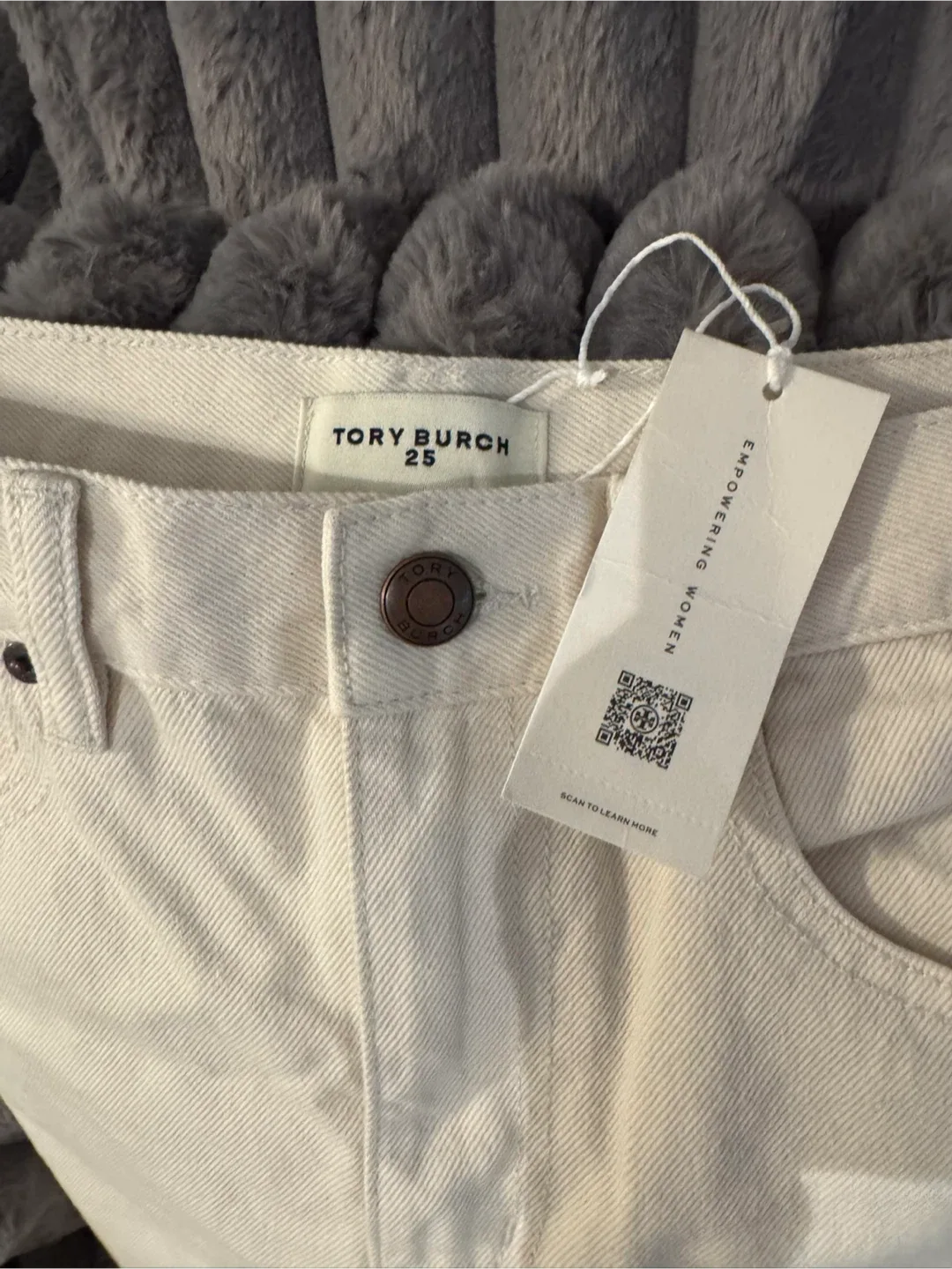 Tory Burch White Jeans - Size 25 thumbnail