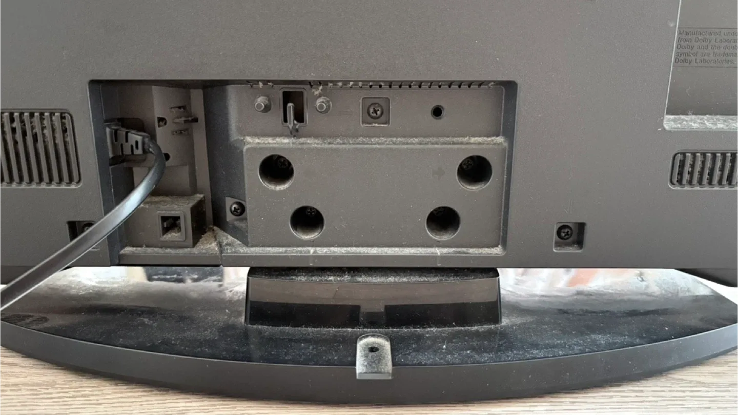 MUST GO Sony Bravia KDL-32BX300 32" LCD TV image indicator(4)