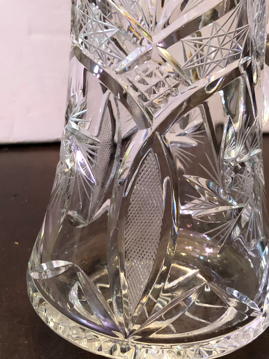 Vintage Bohemian Pinwheel Crystal Decanter. Like New. - photo 4
