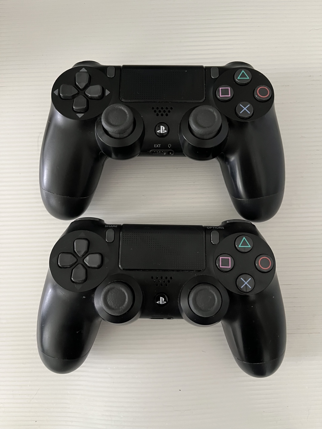PlayStation 4 DualShock Controller - Black