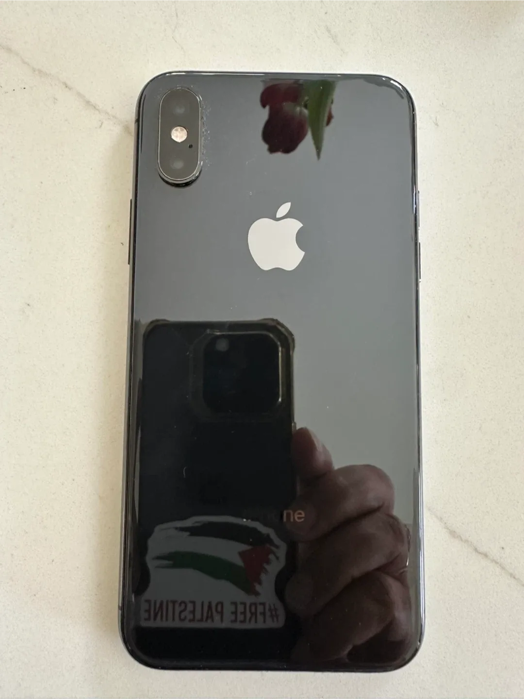 iPhone XS - Black image indicator(2)