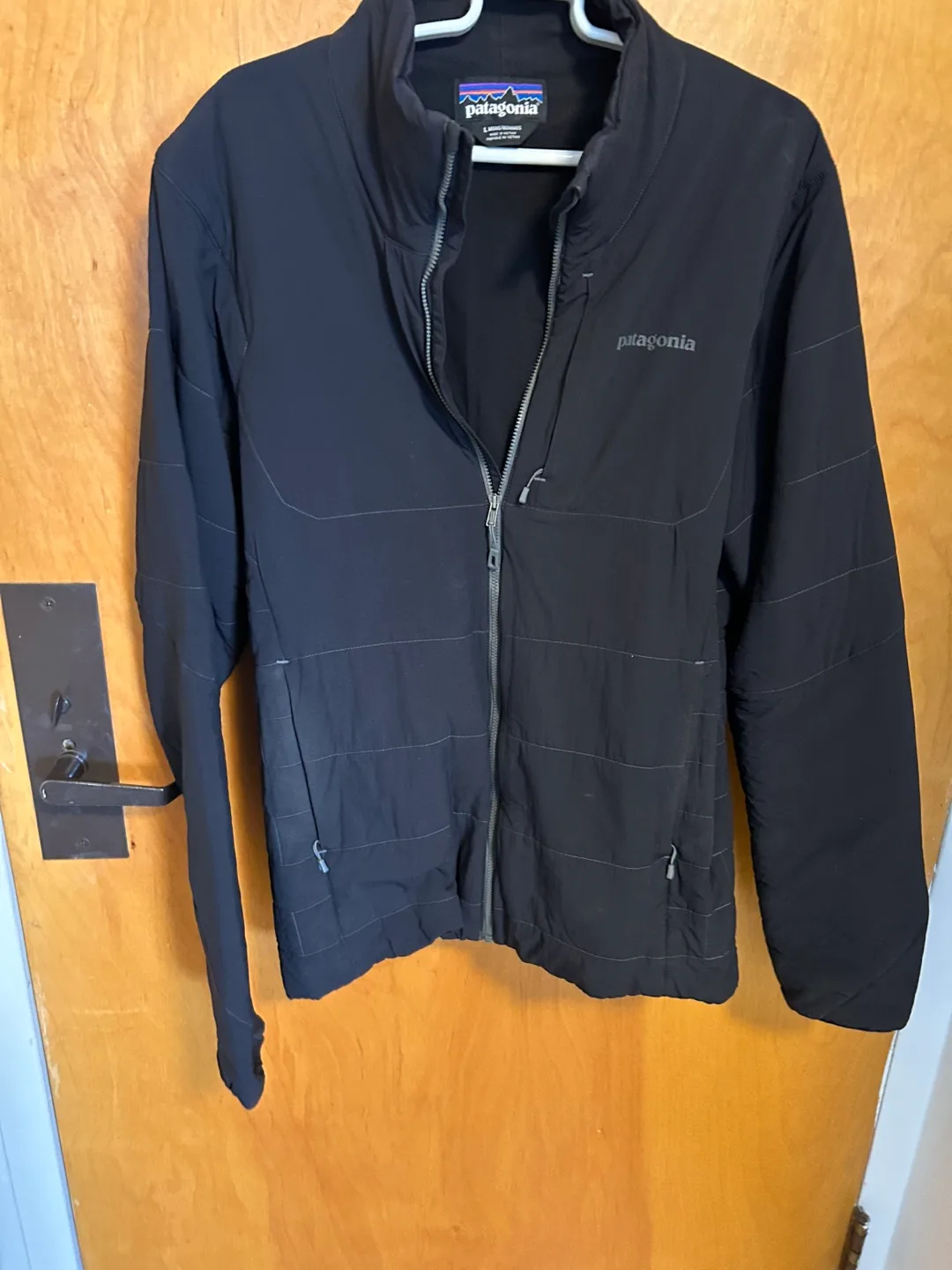 Patagonia Mens Black Jacket - Size L thumbnail
