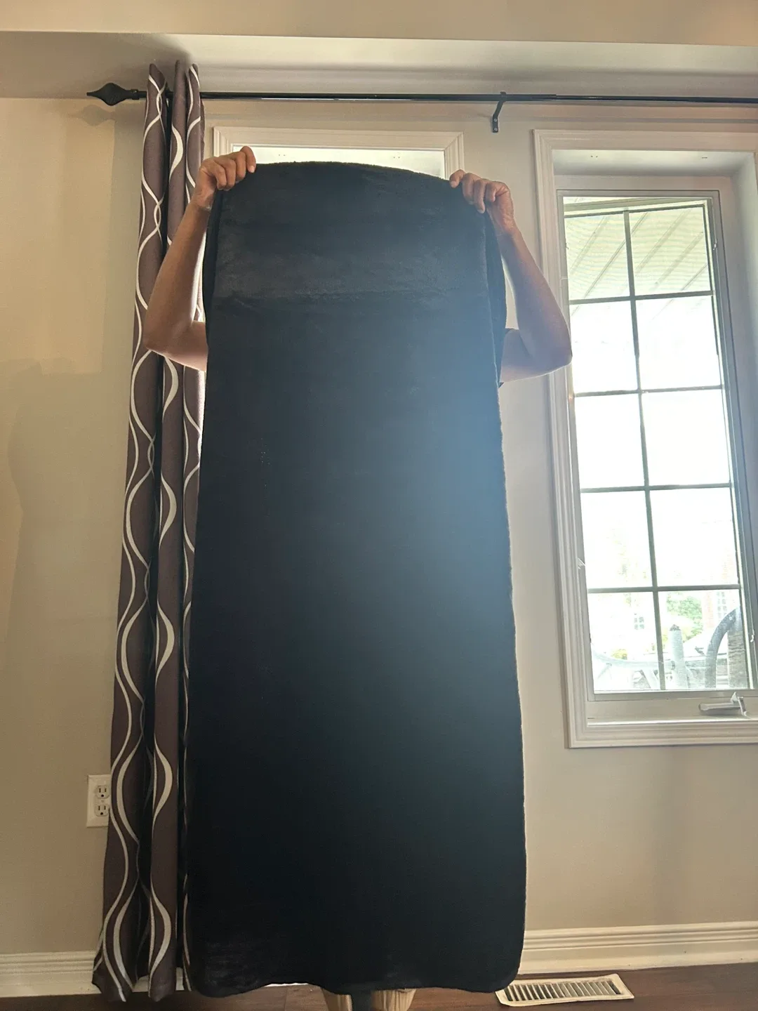 Black Faux Fur Car Seat Cover - New in Box! image indicator(2)