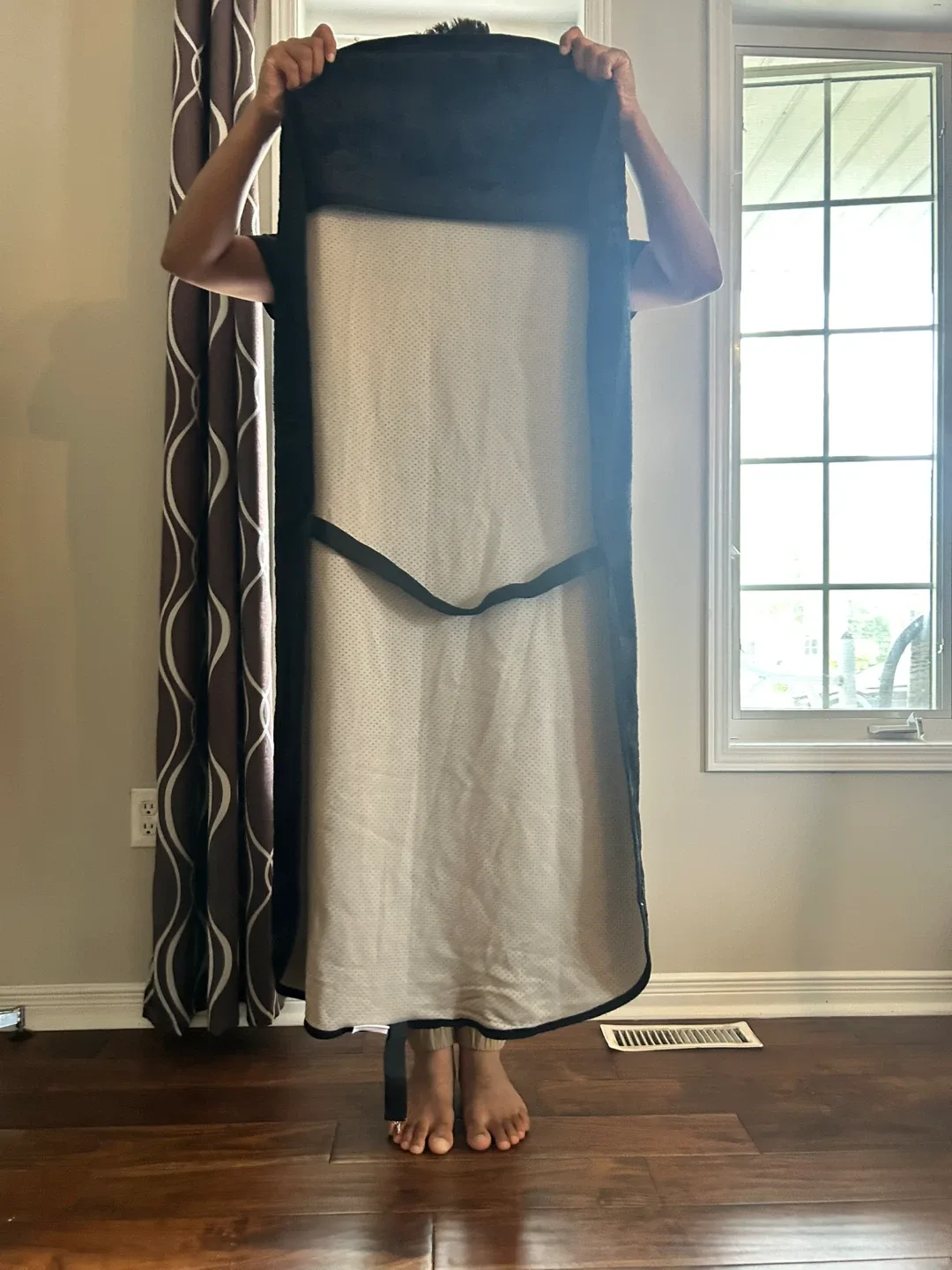 Black Faux Fur Car Seat Cover - New in Box! image indicator(3)