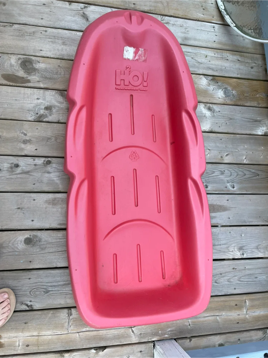 HO! Red Plastic Sled image indicator(2)