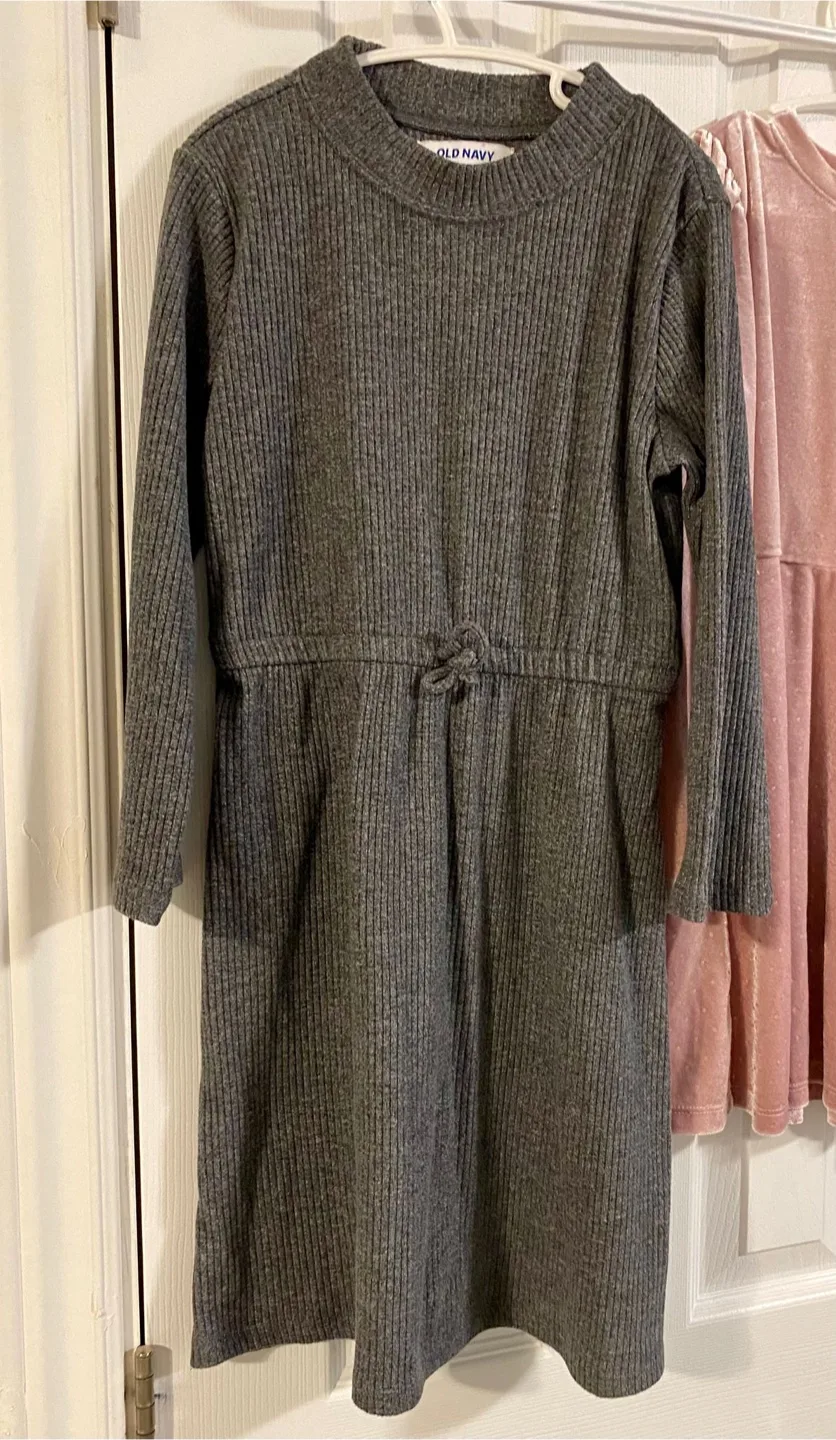 Gap Kids Dress size 6 .Seed size 6❤️Old Navy image indicator(7)