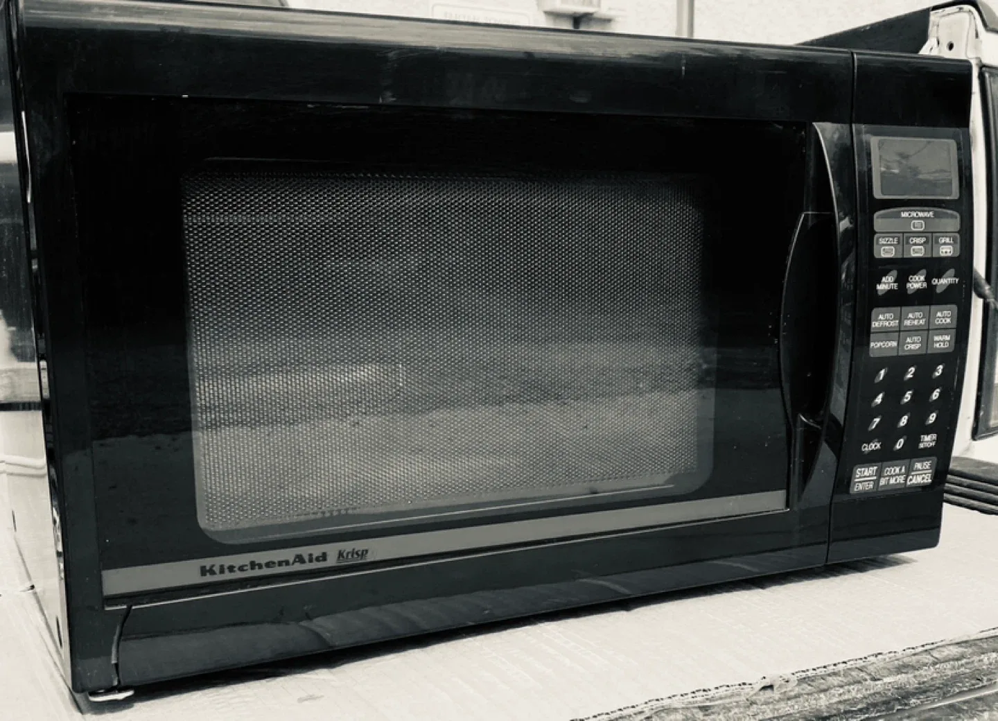 Black KitchenAid Microwave Oven thumbnail