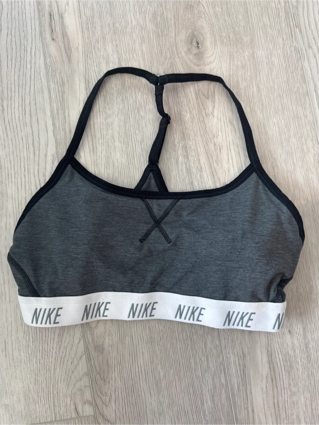 🩶 Nike Grey Sports Bra - Size S thumbnail
