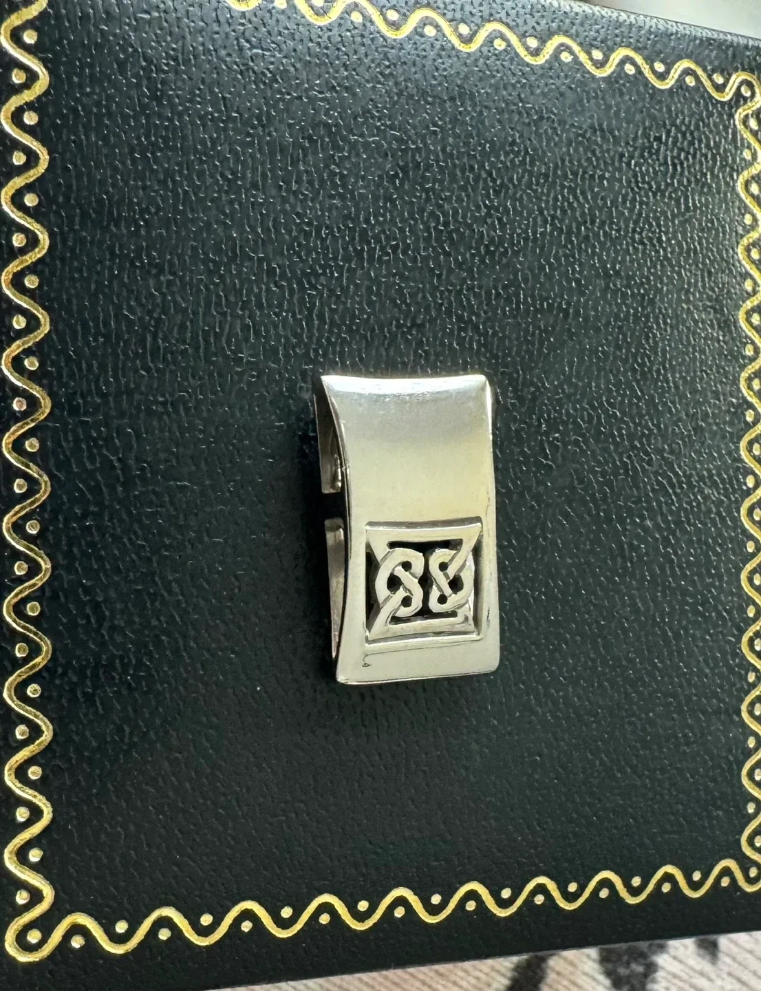 Vintage charm 14k with Celtic Knot Design thumbnail