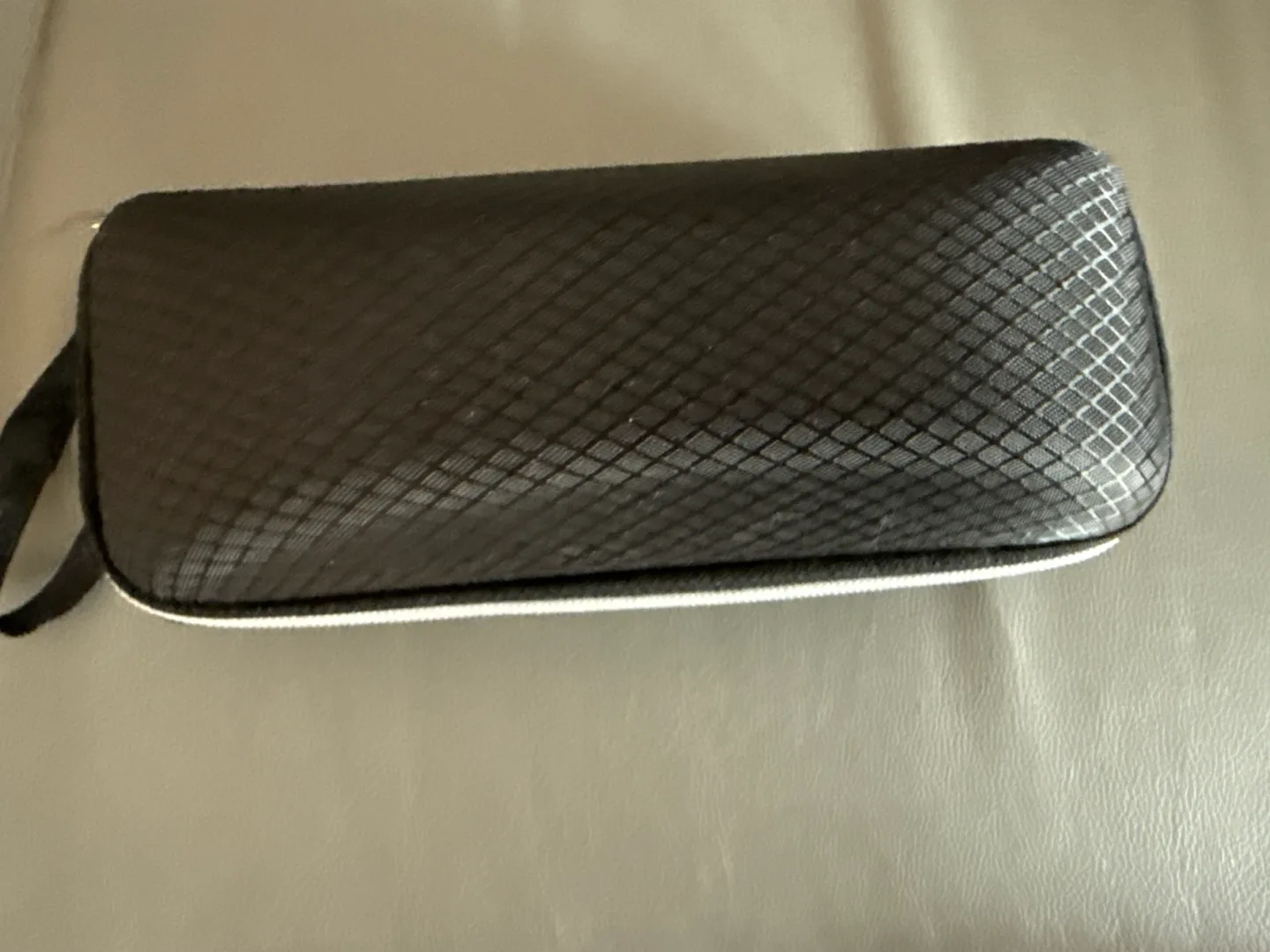 Clear Frame Protective Glasses with Case image indicator(3)