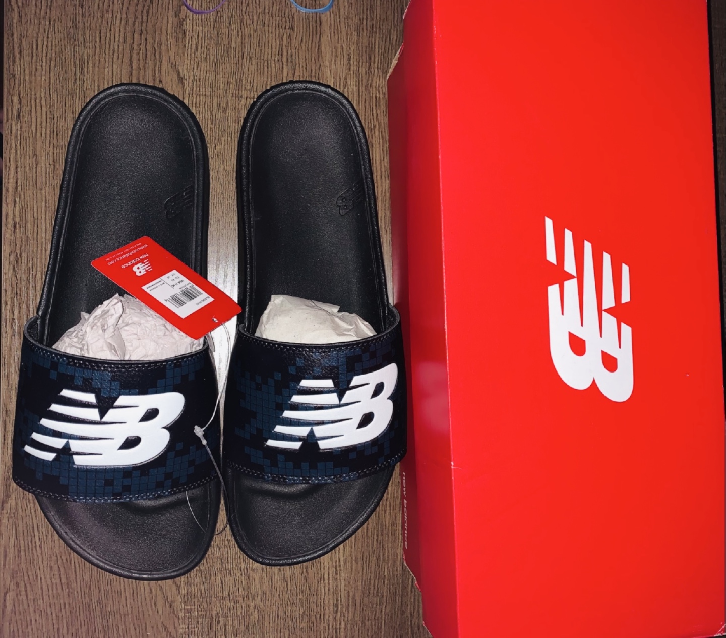 Men’s New Balance SMF200BW Sandals - Size 11 - photo 2