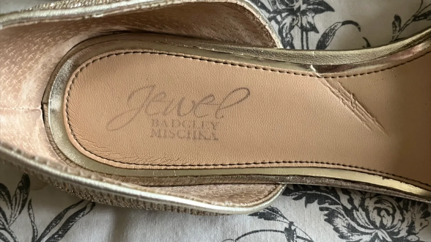 Jewel Badgley Mischka Gold Flats image indicator(6)