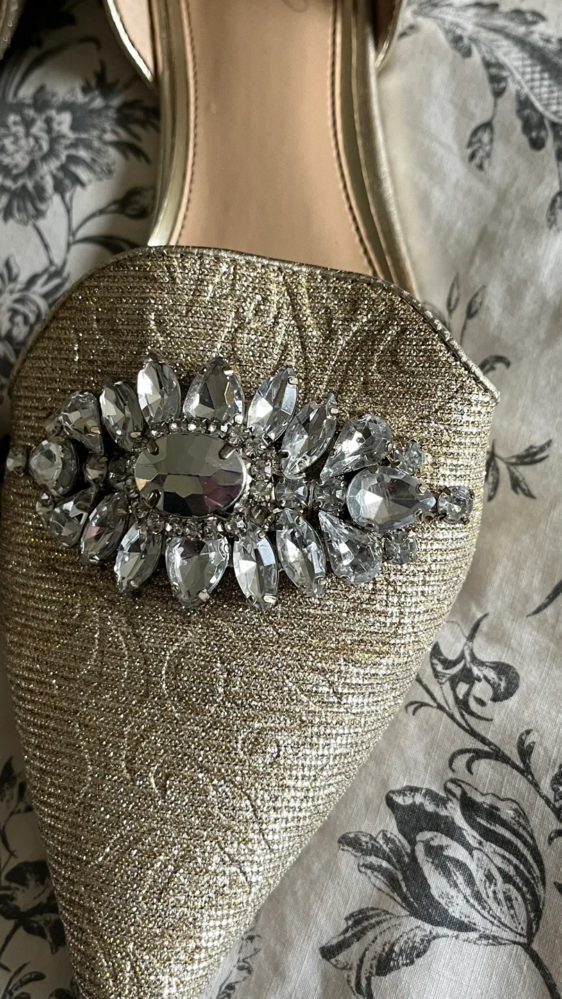 Jewel Badgley Mischka Gold Flats image indicator(3)