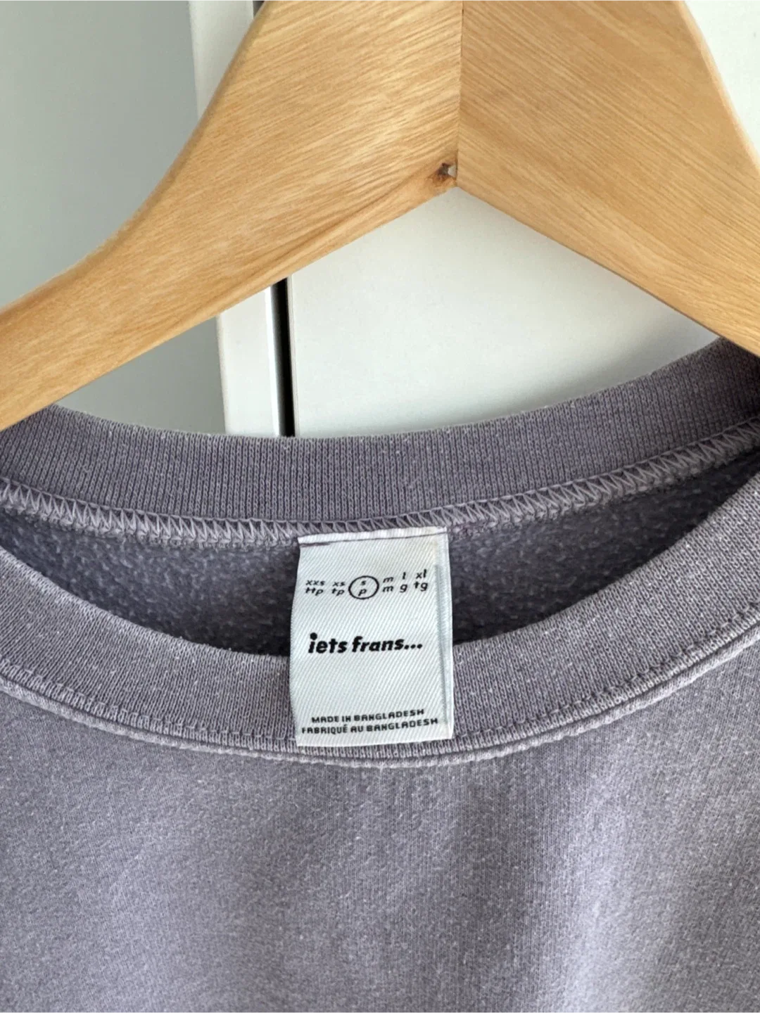 💜 Urban Outfitters Iets Frans Cropped Sweatshirt - Size S image indicator(2)